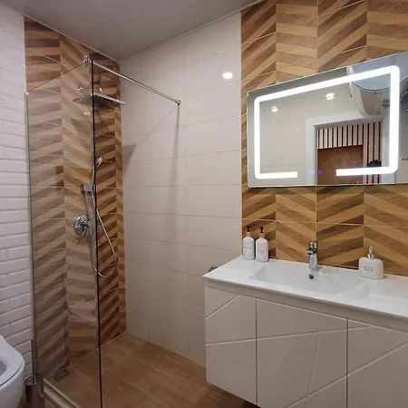 Apartment Cozy And Stylish