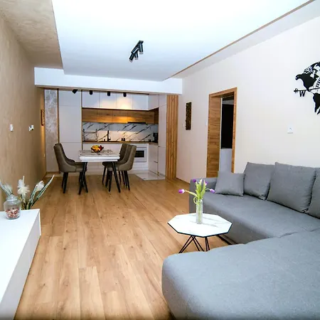 Cozy And Stylish Apartment Stara Sagora