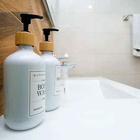 Cozy And Stylish ستارا زاغورا