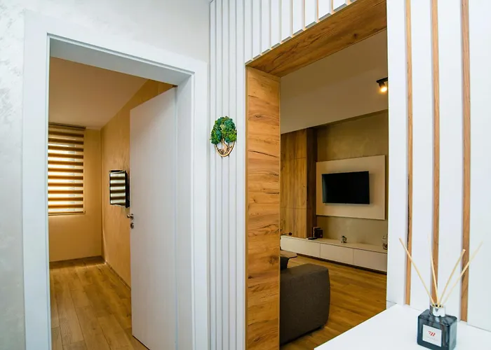 דירה Cozy And Stylish סטרה זגורה